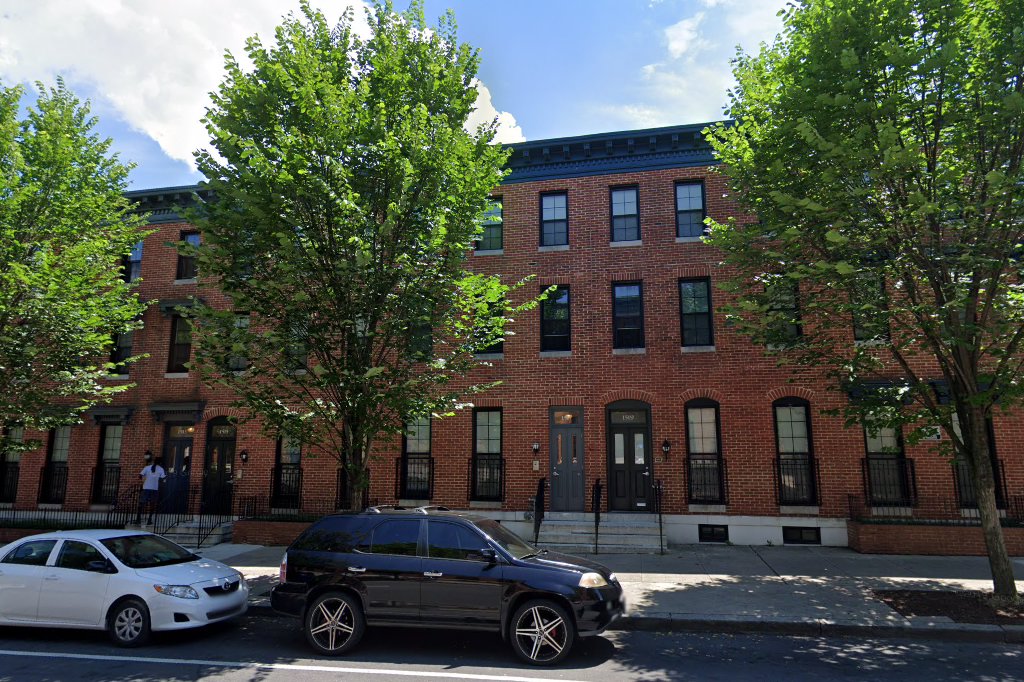 Union Rowe Apartments