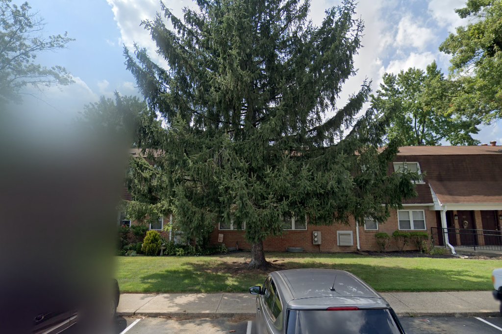 Foxwood Manor Apartments