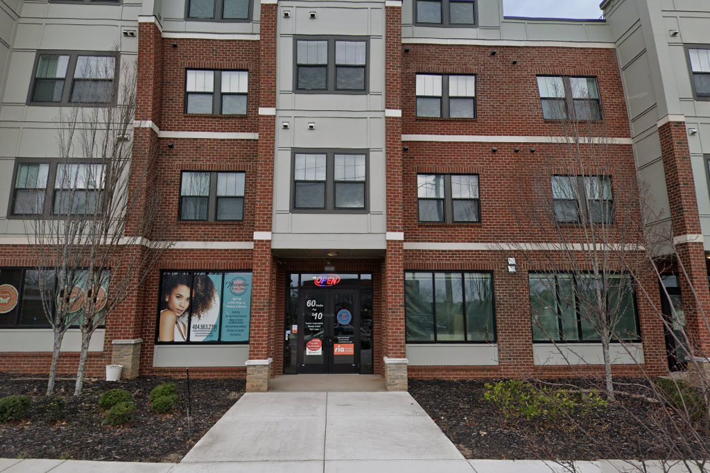 Mallalieu Pointe Apartments
