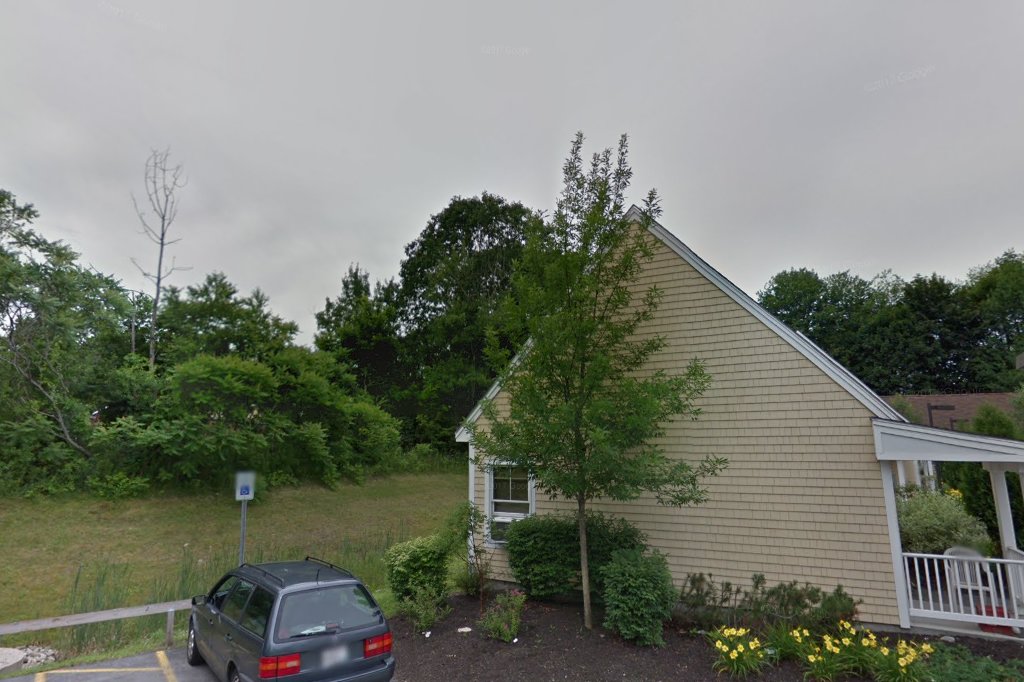 Shalom Apartments