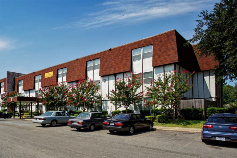 Wellington Square Affordable Apartments