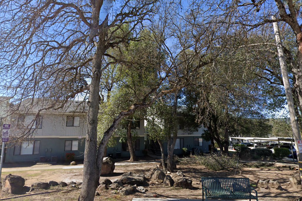 Clearlake Apartments