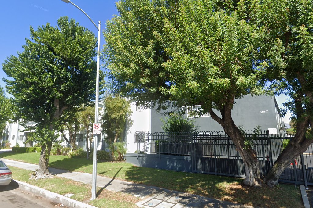 Casa Madrid Apartments Canoga Park