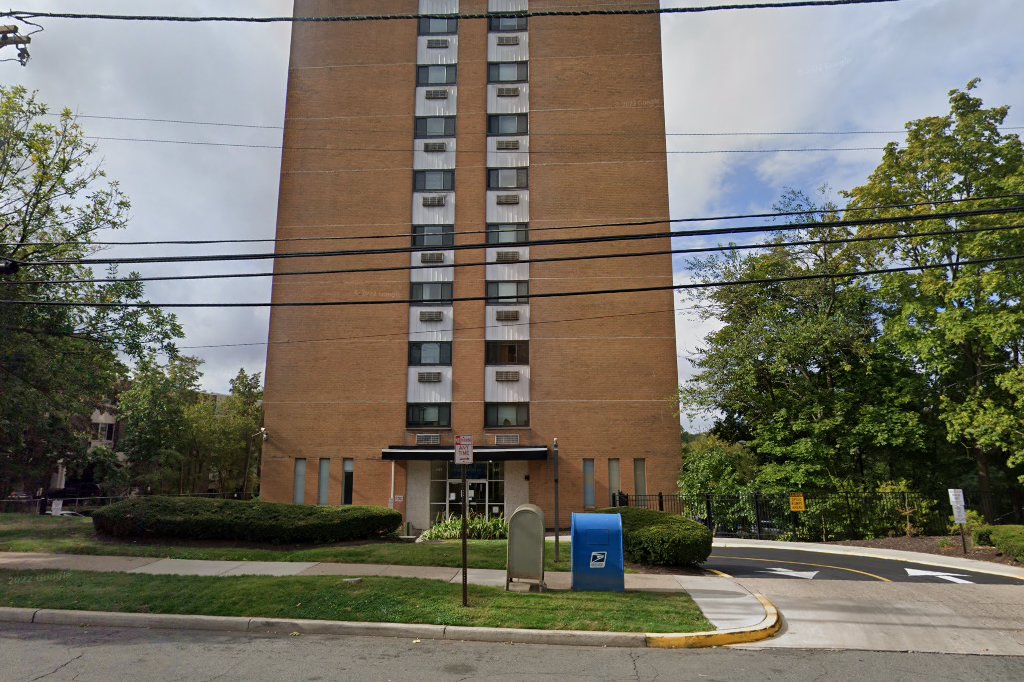 Bellevue Plaza Apartments