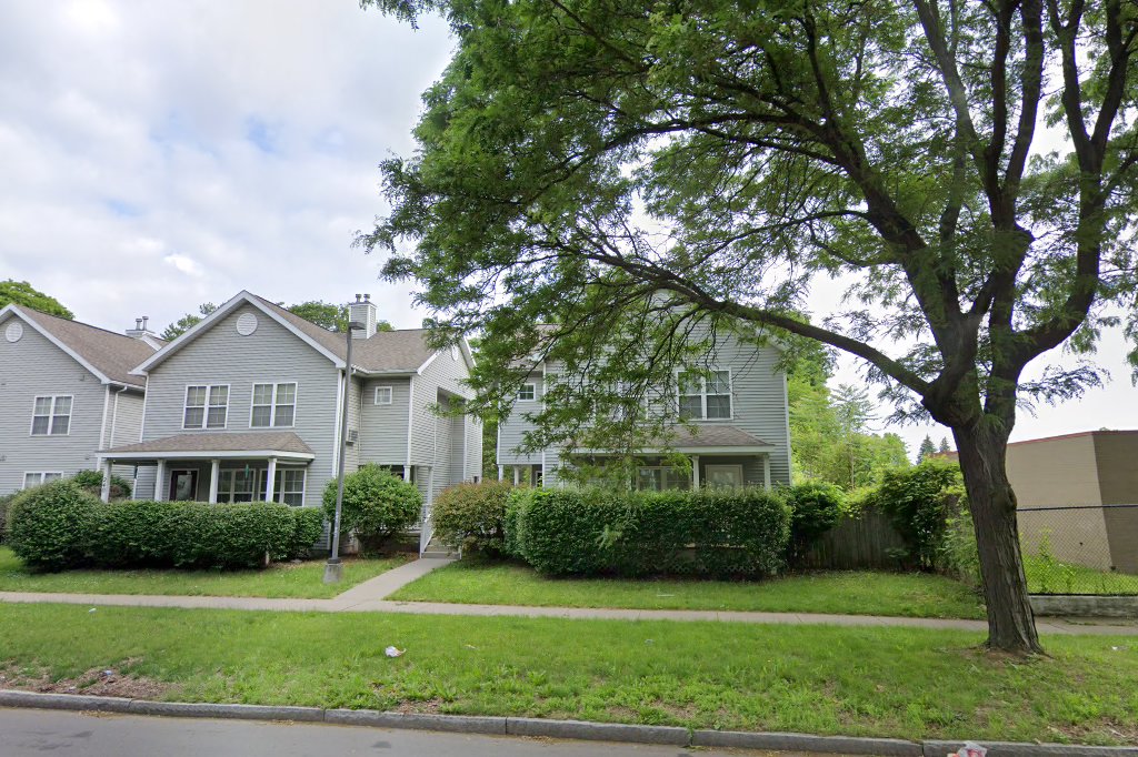 Kenwood Apartments