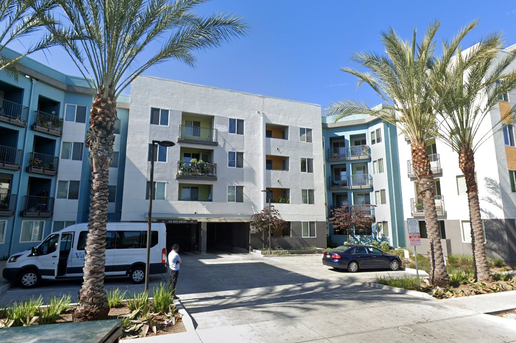 Charlotte Park Apartments