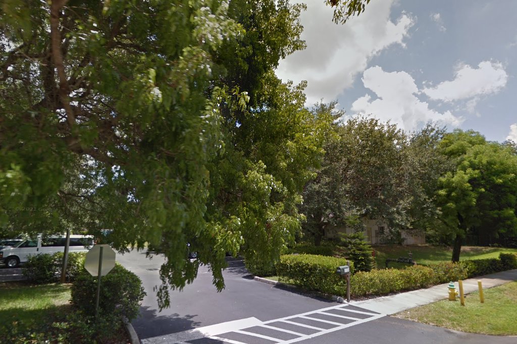 Stirling Road Apartments