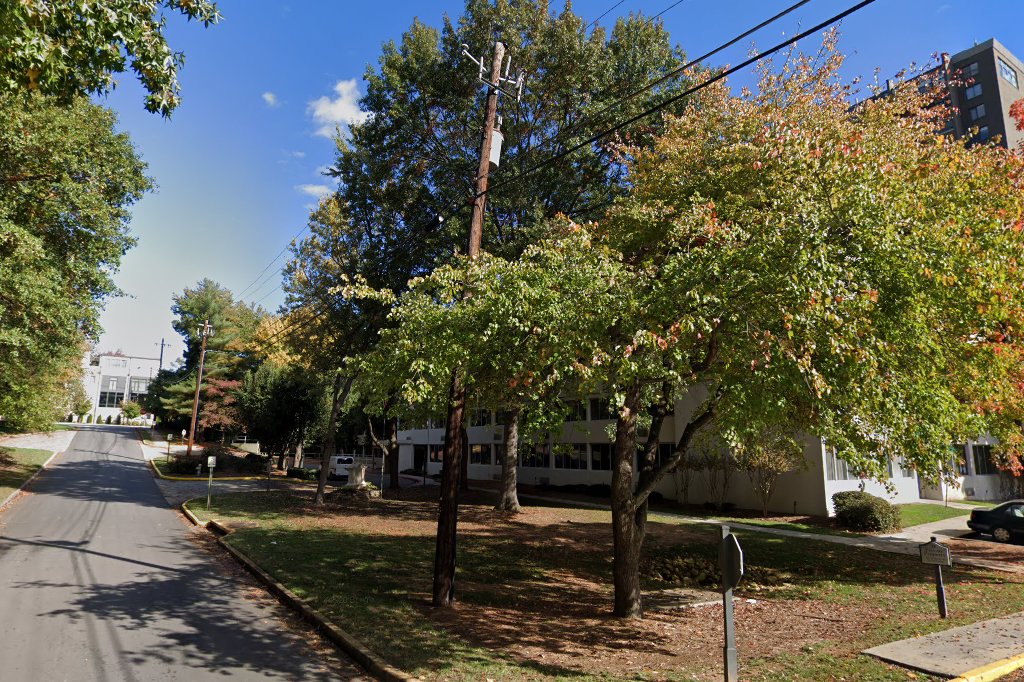 Lenox Summit Affordable Apartments