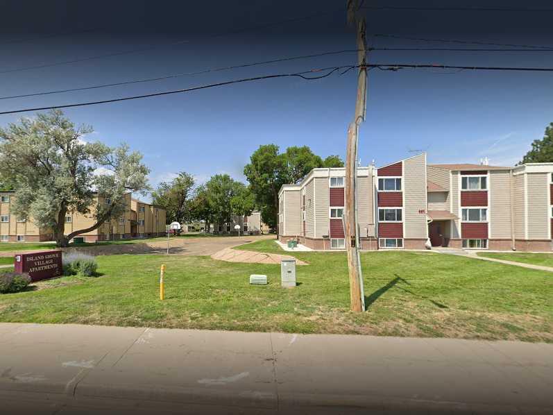 Island Grove Village