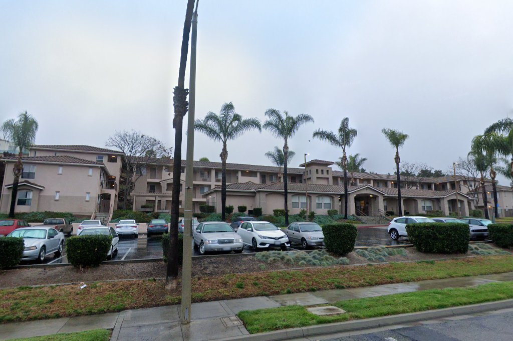 Villa Serena Apartments