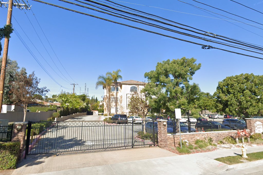 Jasmine Court Apartments