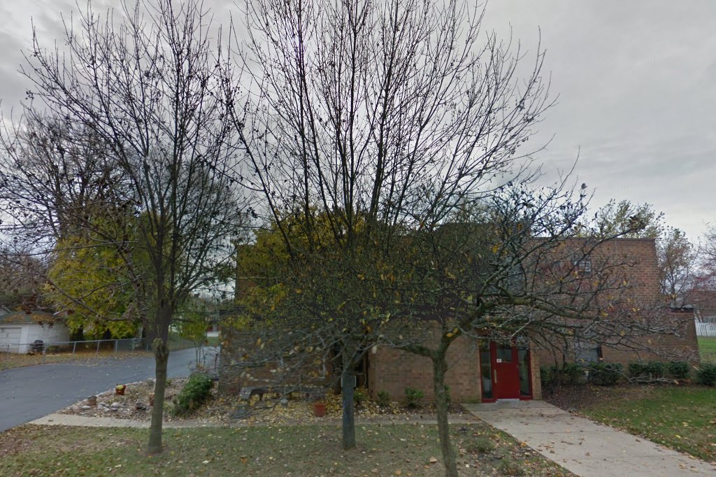 Woodford Apartments