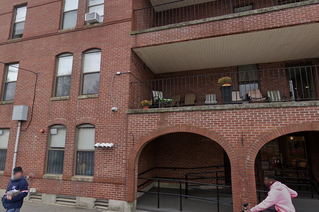 Mazur Park Apartments