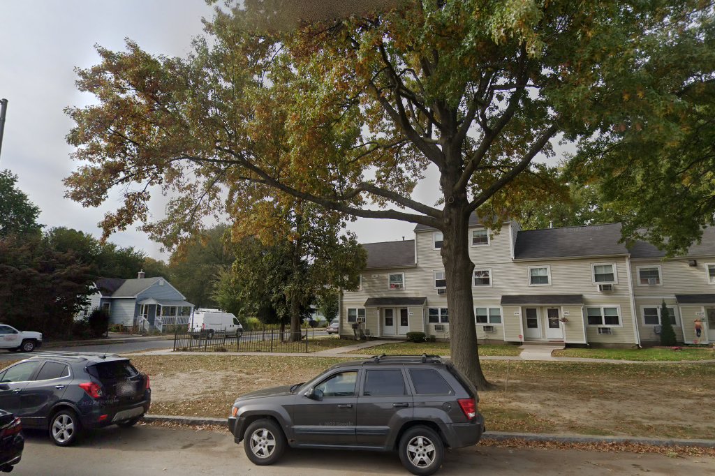 Pynchon & Edgewater Affordable Apartments