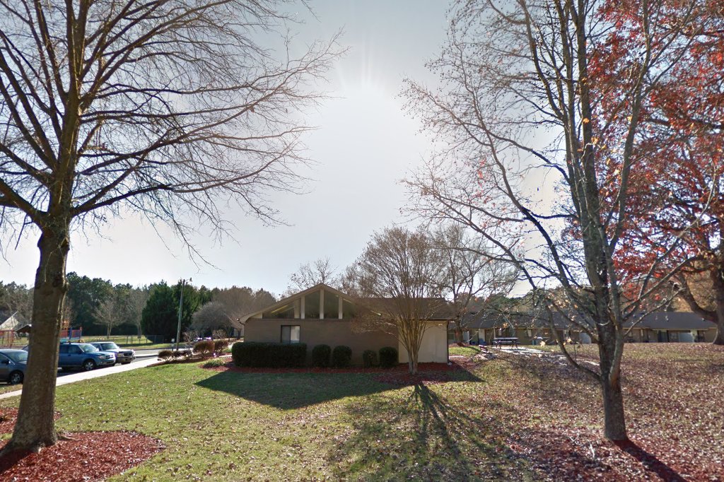White Oaks Apartments