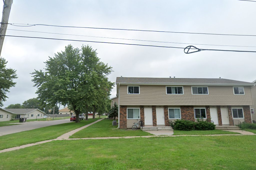 Lee Townhouses