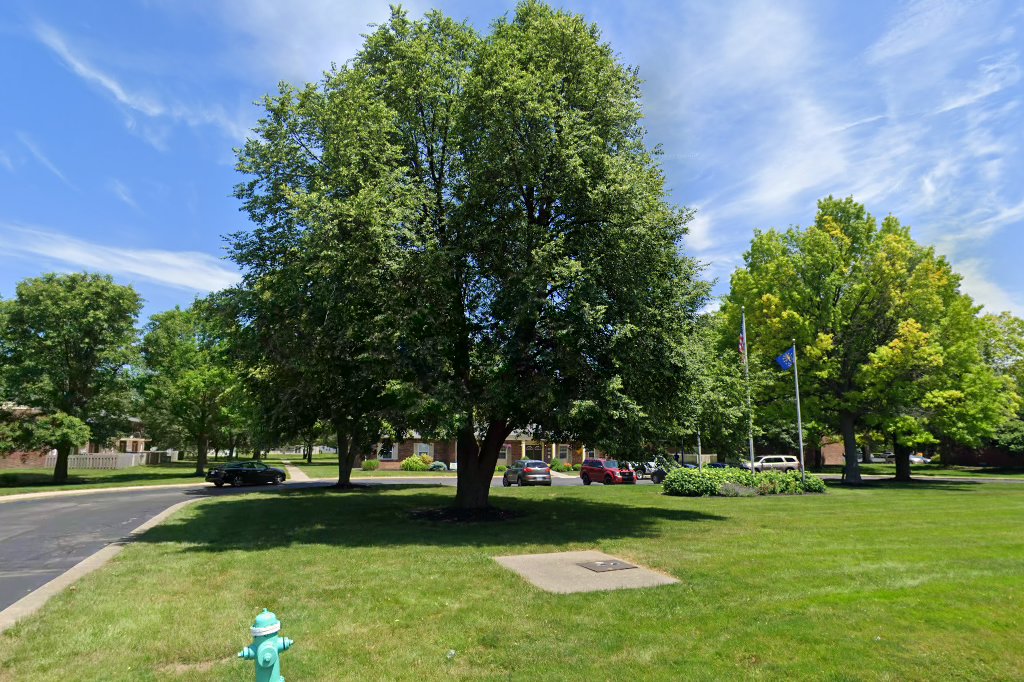 Colonial Square Affordable Apartments