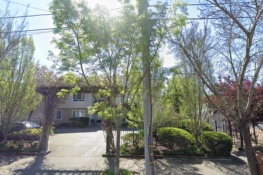 Oak Hill Apartments