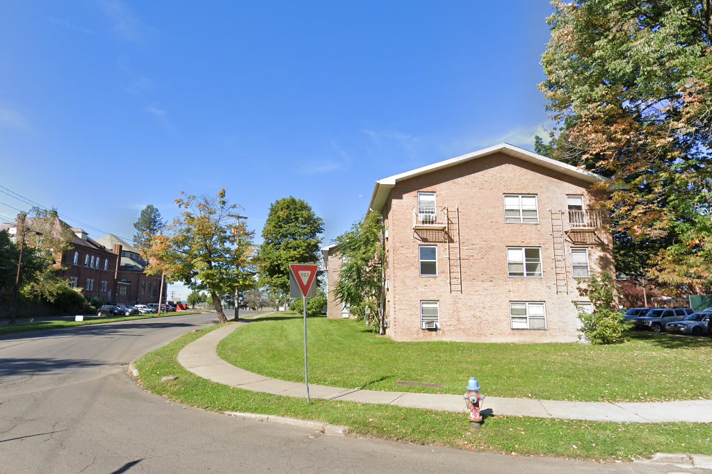 Town & Country Apts.