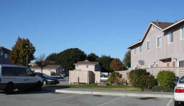 El Gin Village Public Housing Apartments