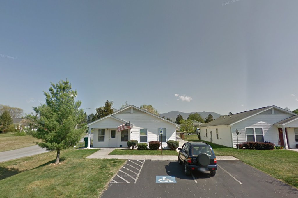 Luray Village