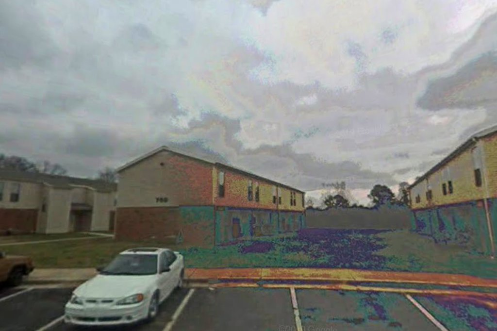 Woodridge Apartments