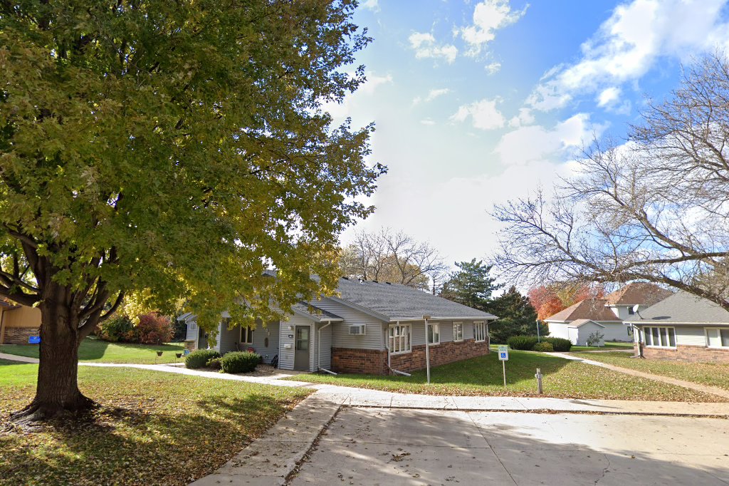 Crown Colony Apartments
