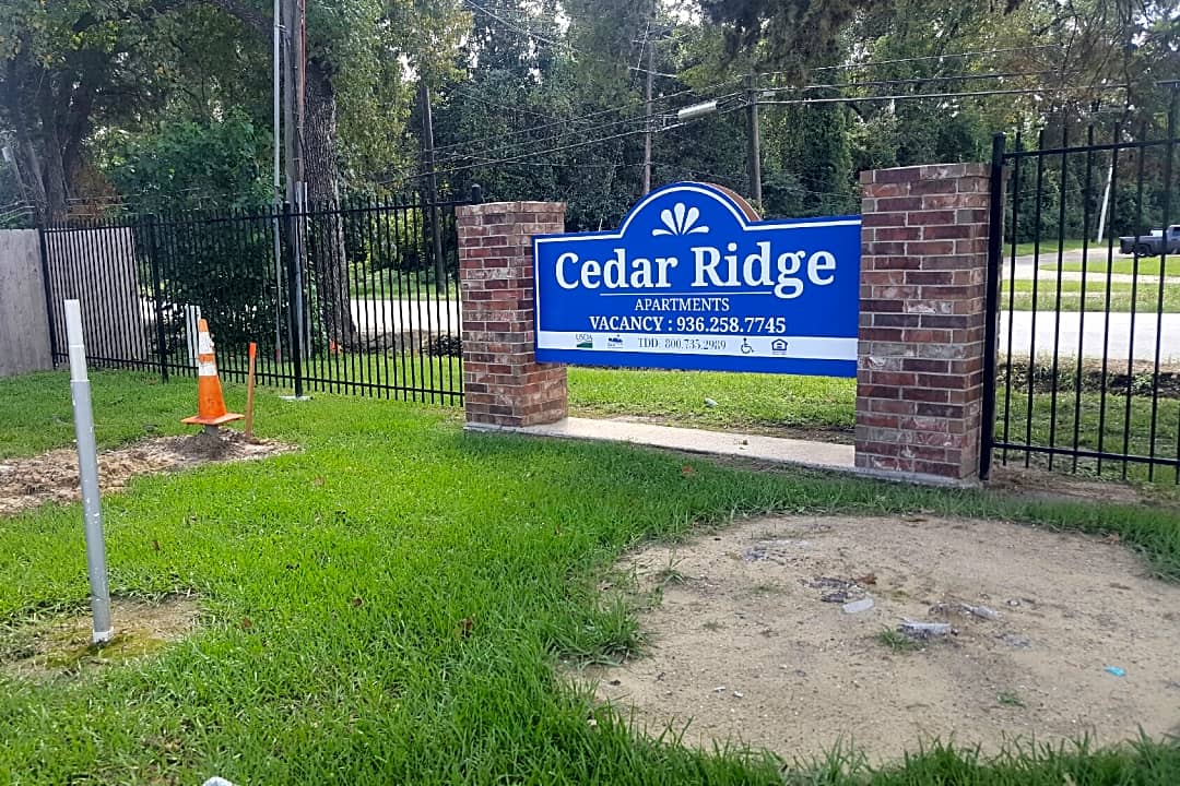 Cedar Ridge Apartments