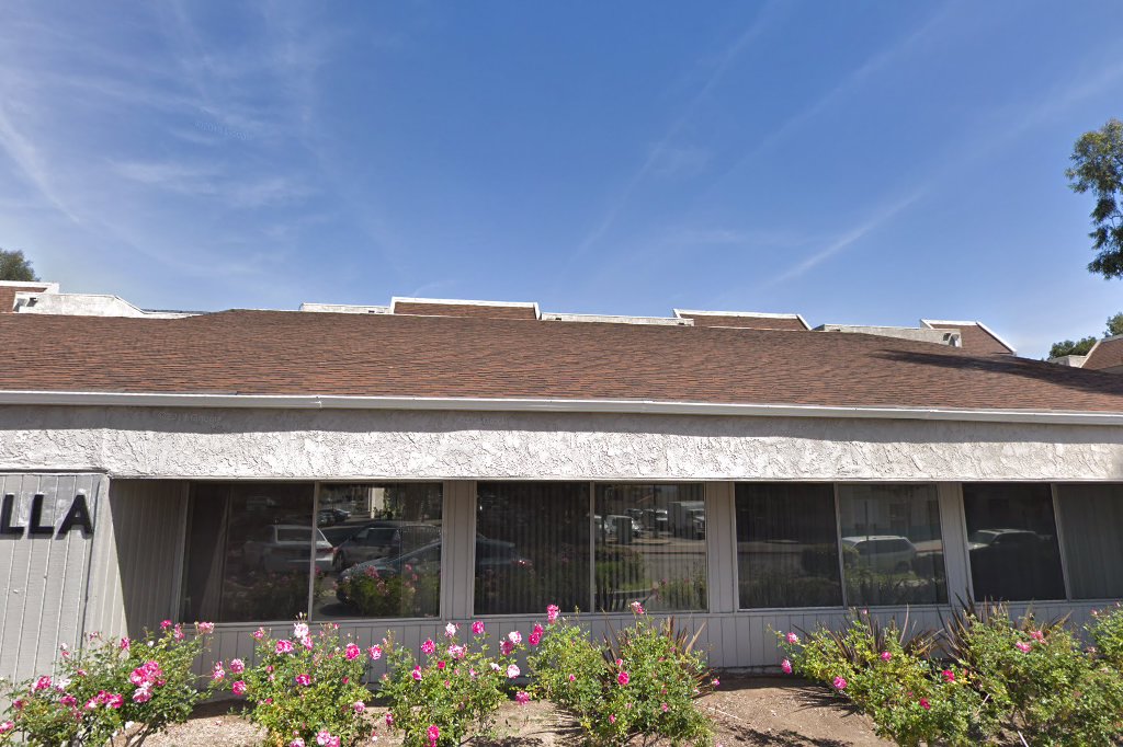 Acacia Villa Apts