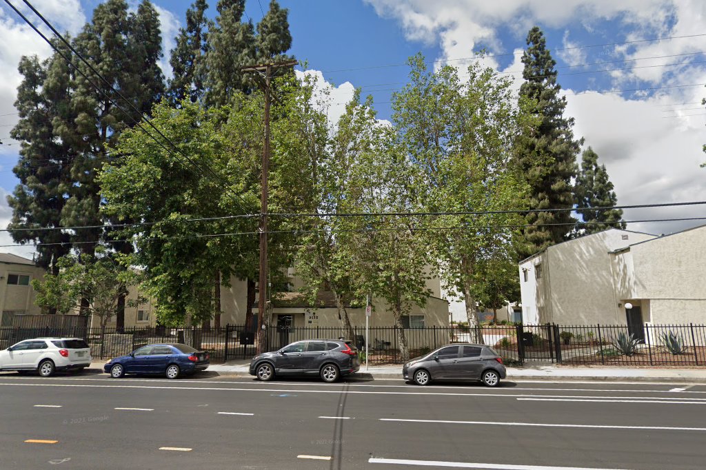 Woodman Arleta Apartments