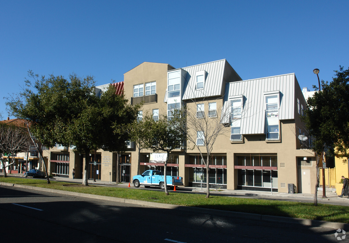 University Neighborhood Apartments Berkeley
