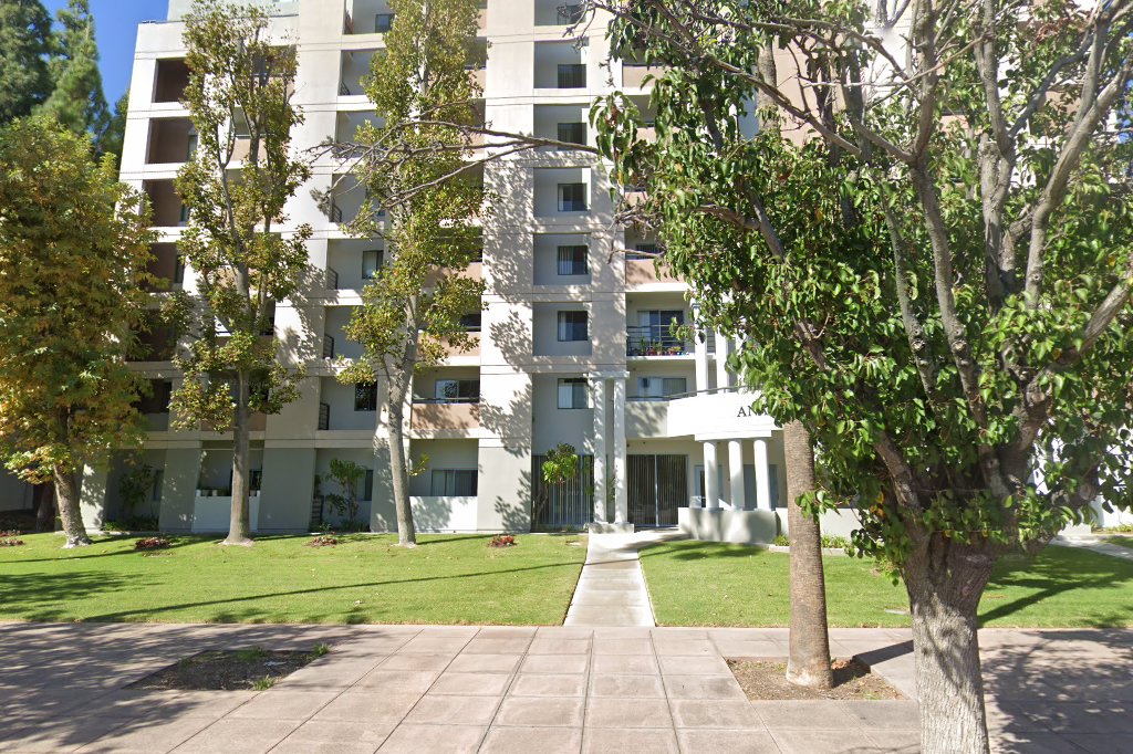 Anaheim Memorial Manor