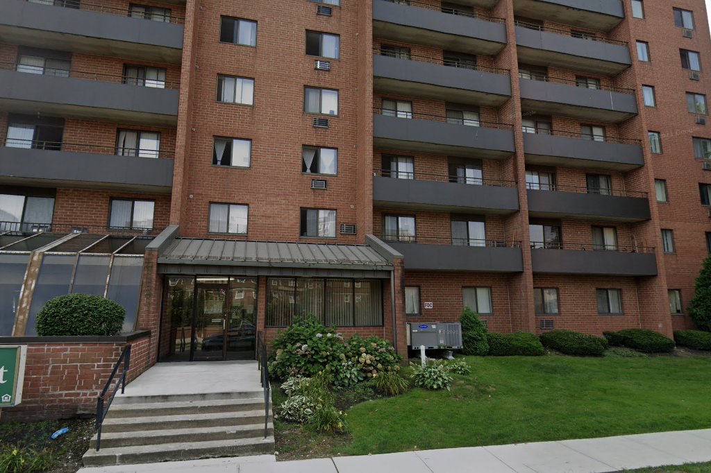 Jaelot Apts