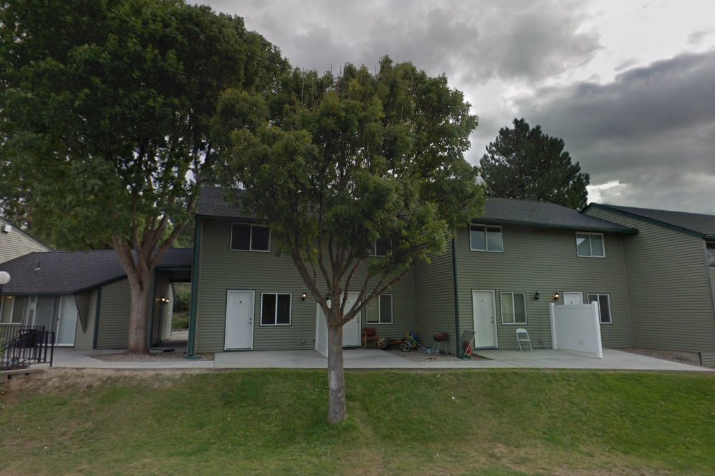 Spring Canyon Apartments