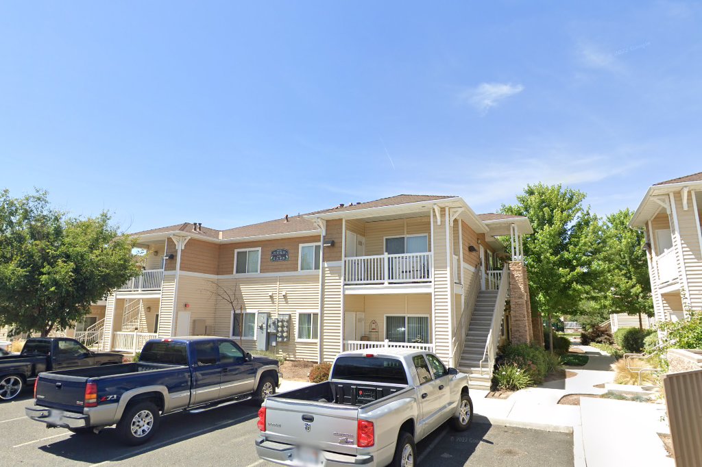 Newcomb Court Apartments