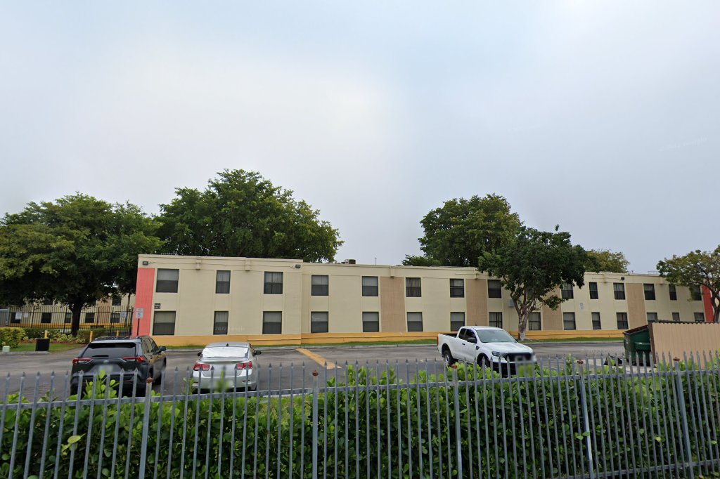 Cutler Manor