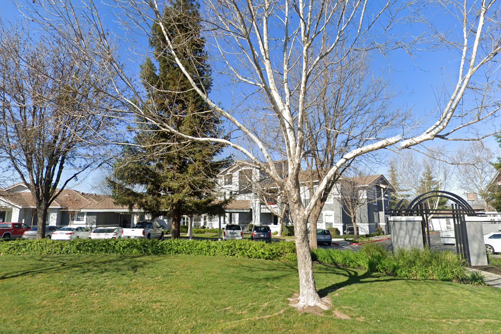 Lincoln Creek Apartments Dixon
