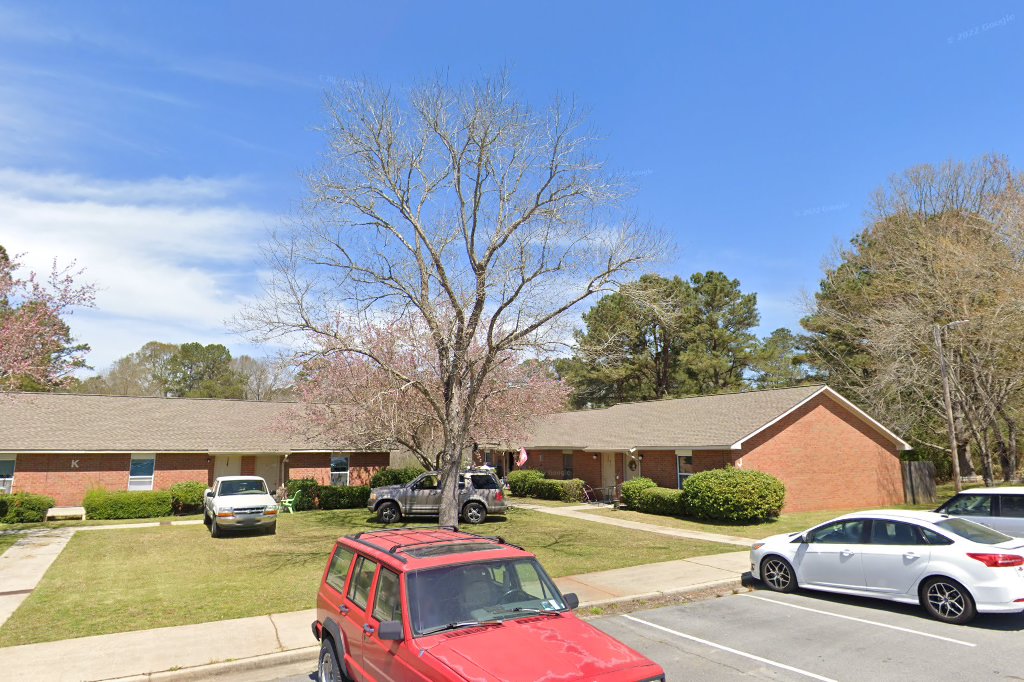 Summerhill Apartments