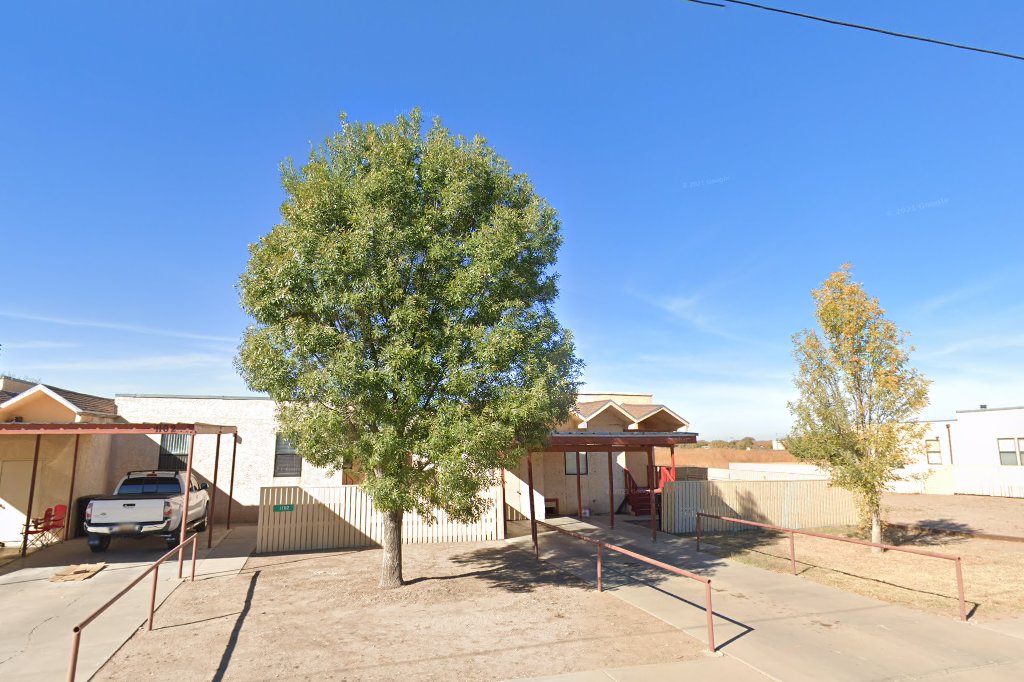 Roswell Summit Apts