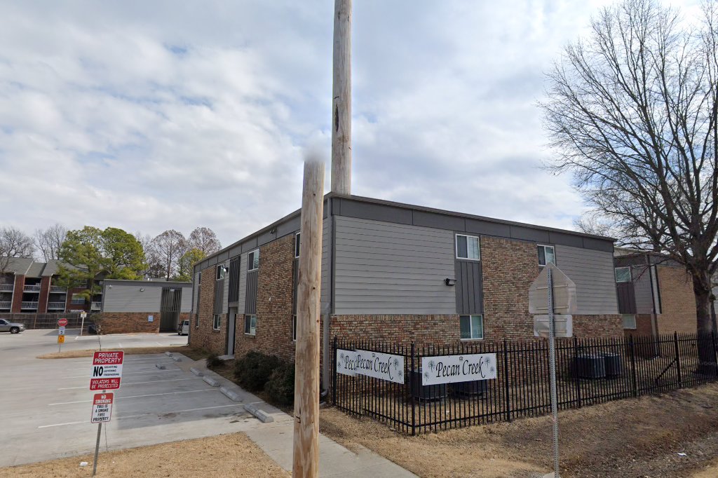 Pecan Creek Apartments (Rad)