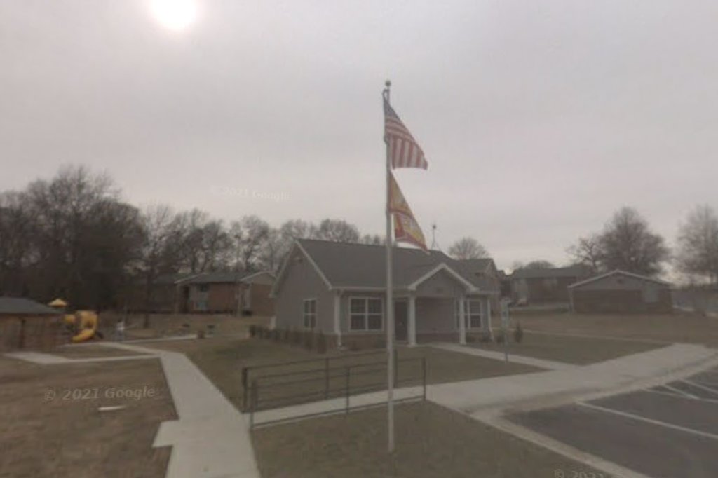 Brownstone Commons