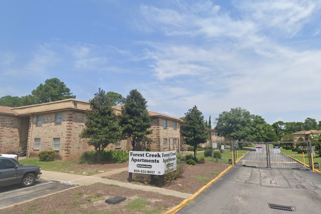 Forest Creek Apartments