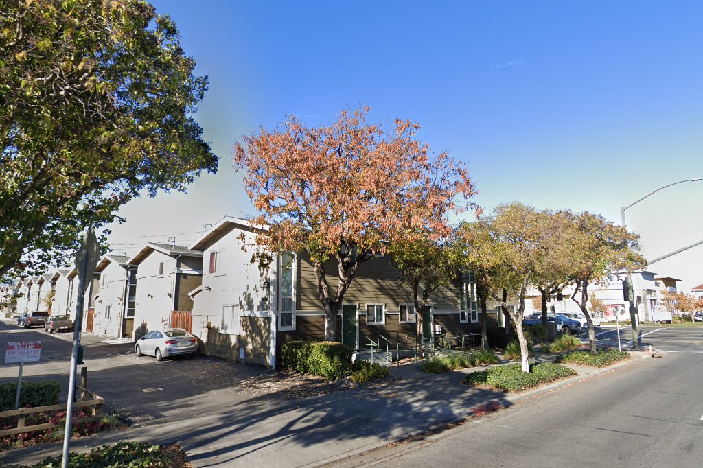 Hillsdale Townhouses
