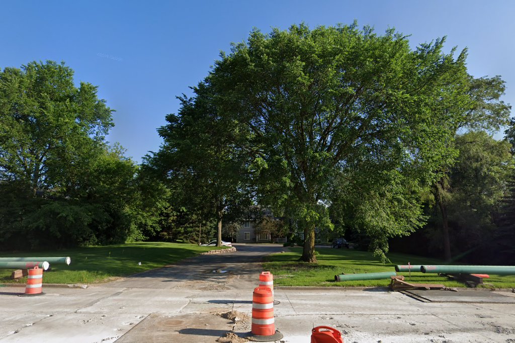 Willow Wood Apartments
