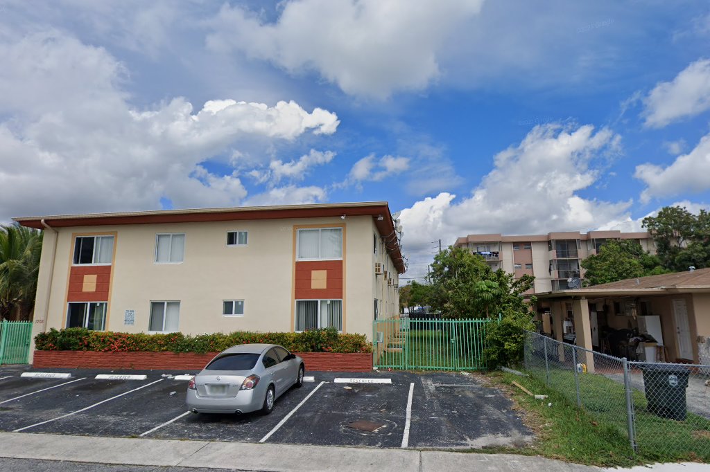 Gator Apartments North Miami