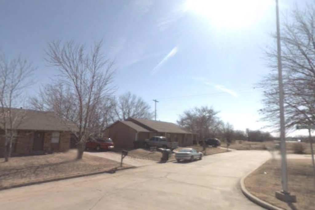 Lakeshore Apartments