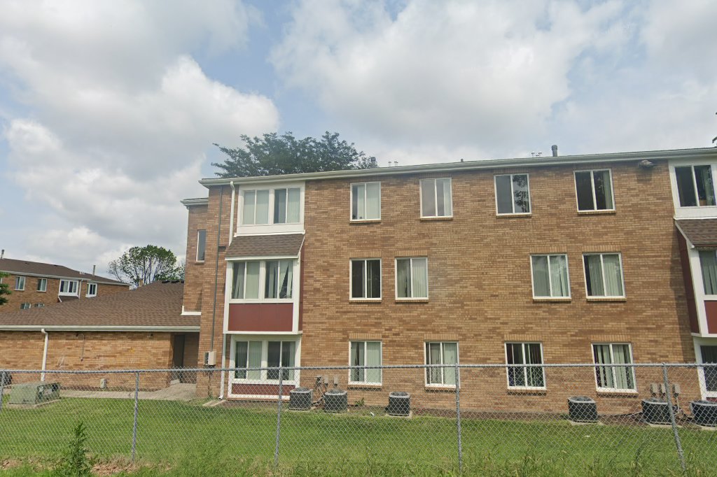Castlewood Apartments