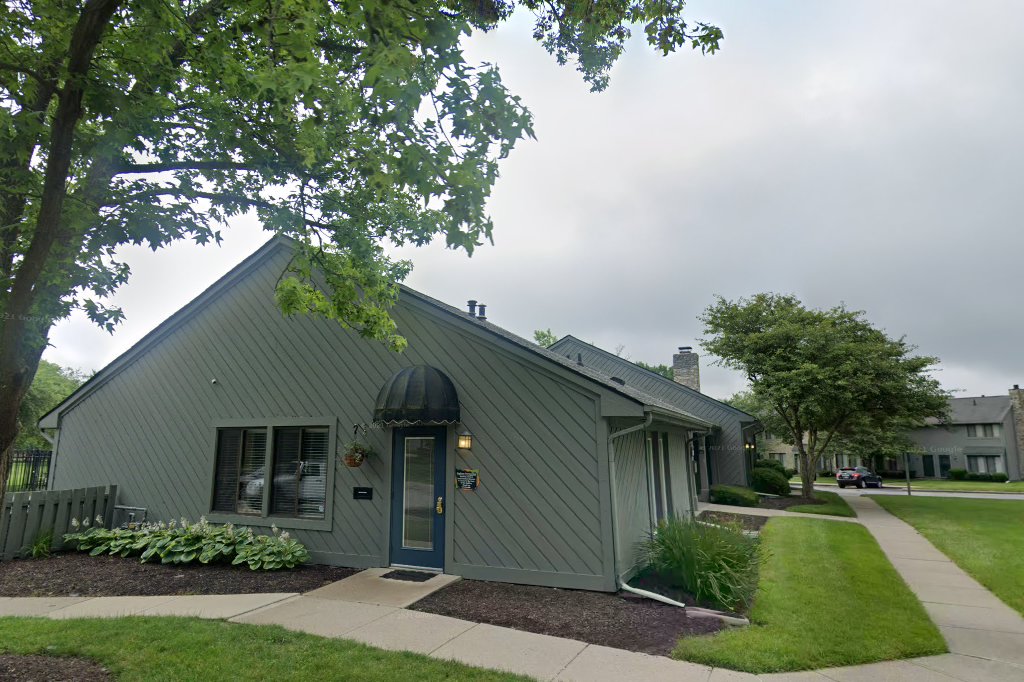 Woodlake Apartments Of Indianapolis