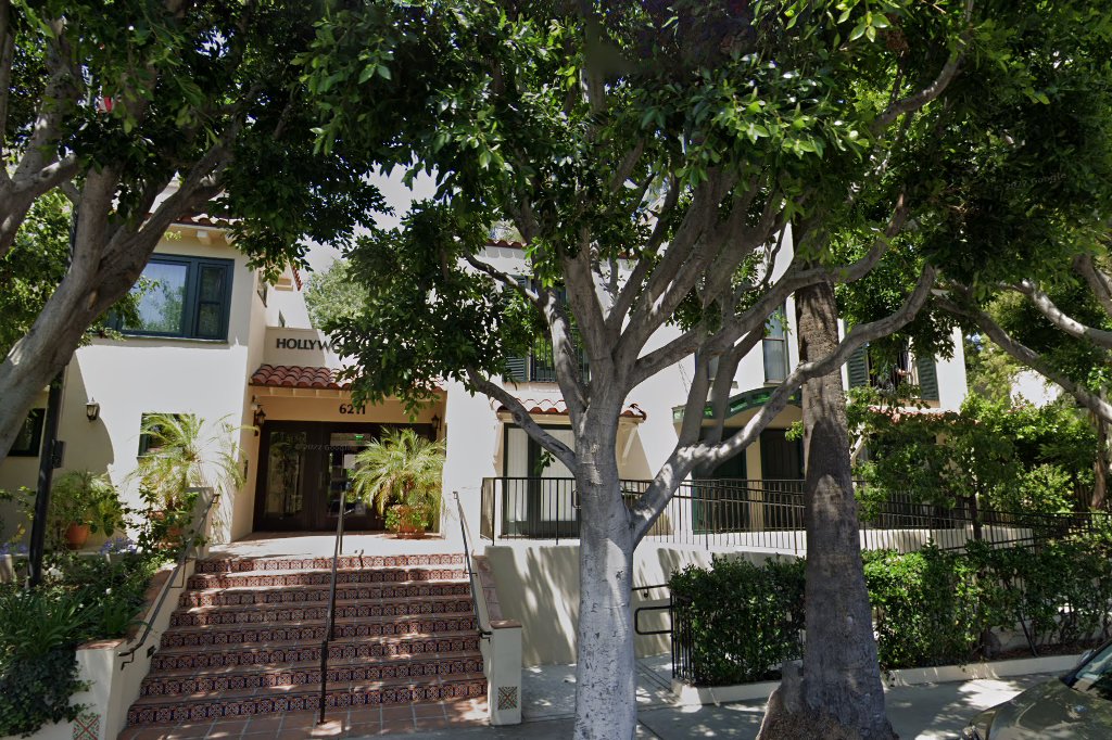 Hollywood El Centro Apartments