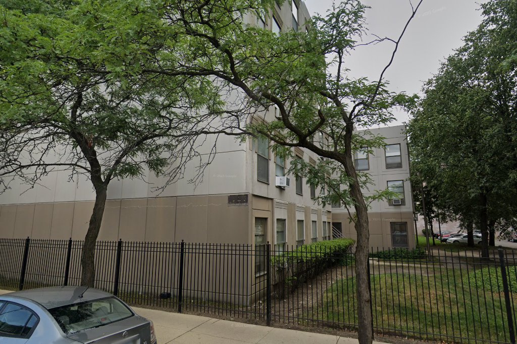 325 Corcoran Place Apartments